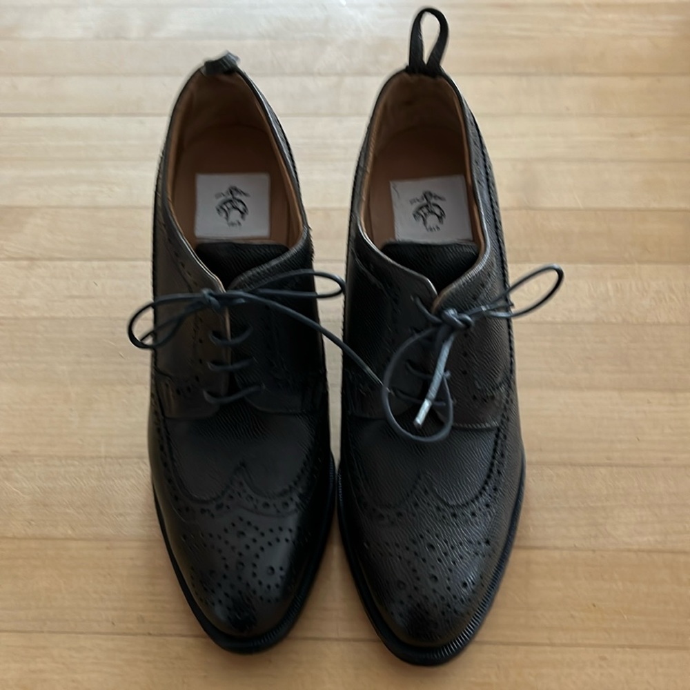 Black Fleece by Thom Browne heels like new condition